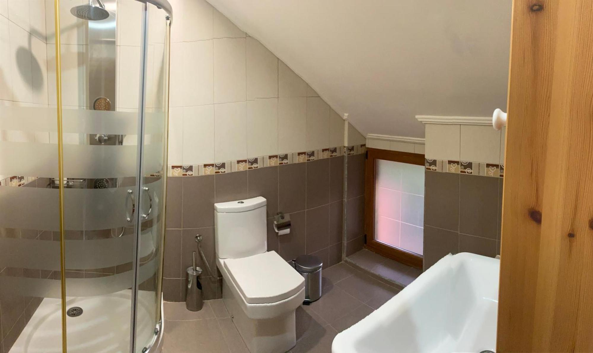 Chalet Entero Confort 里贝拉 外观 照片